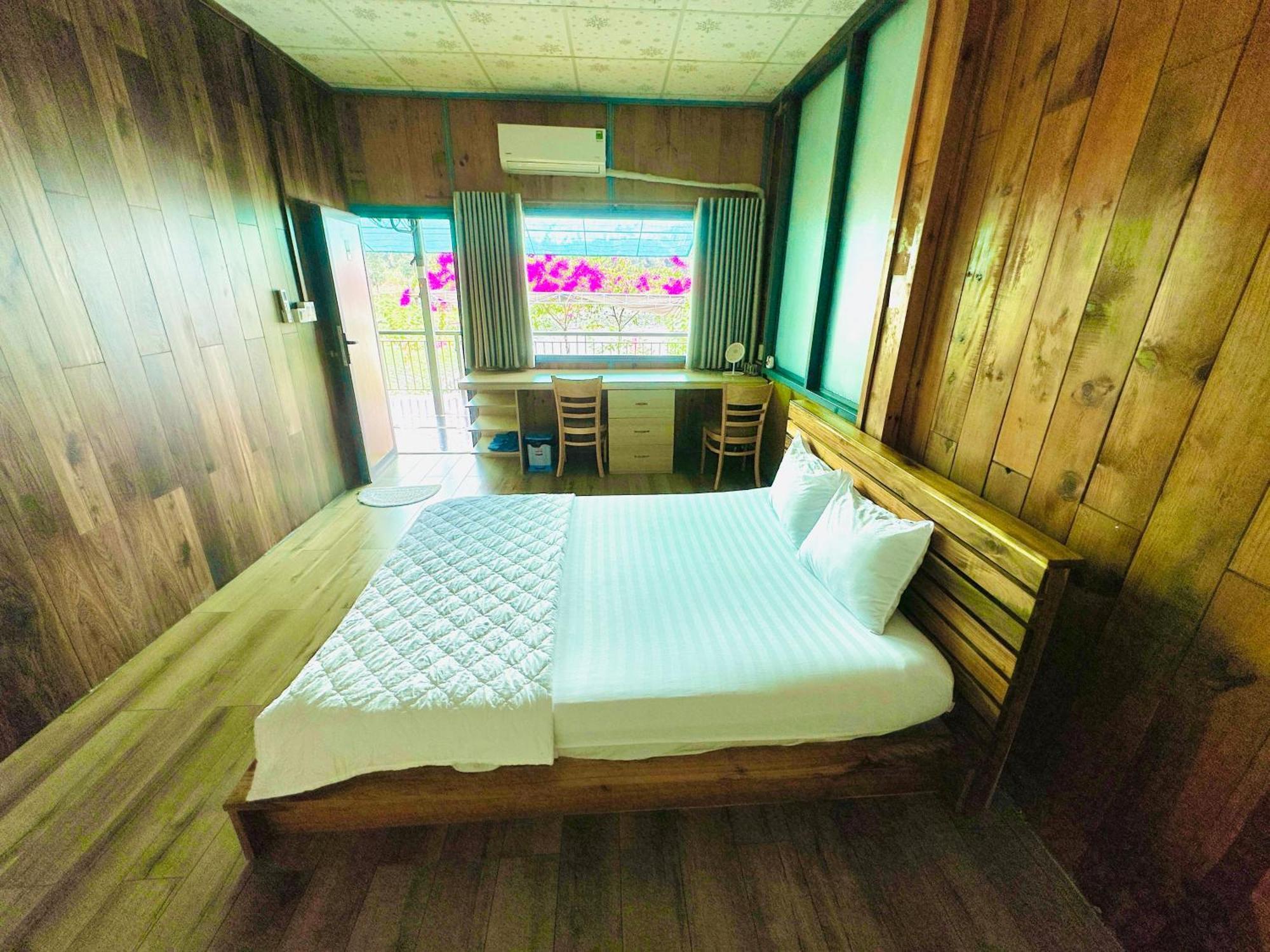 Ben Ho Homestay Xa Gia Tan Exteriör bild