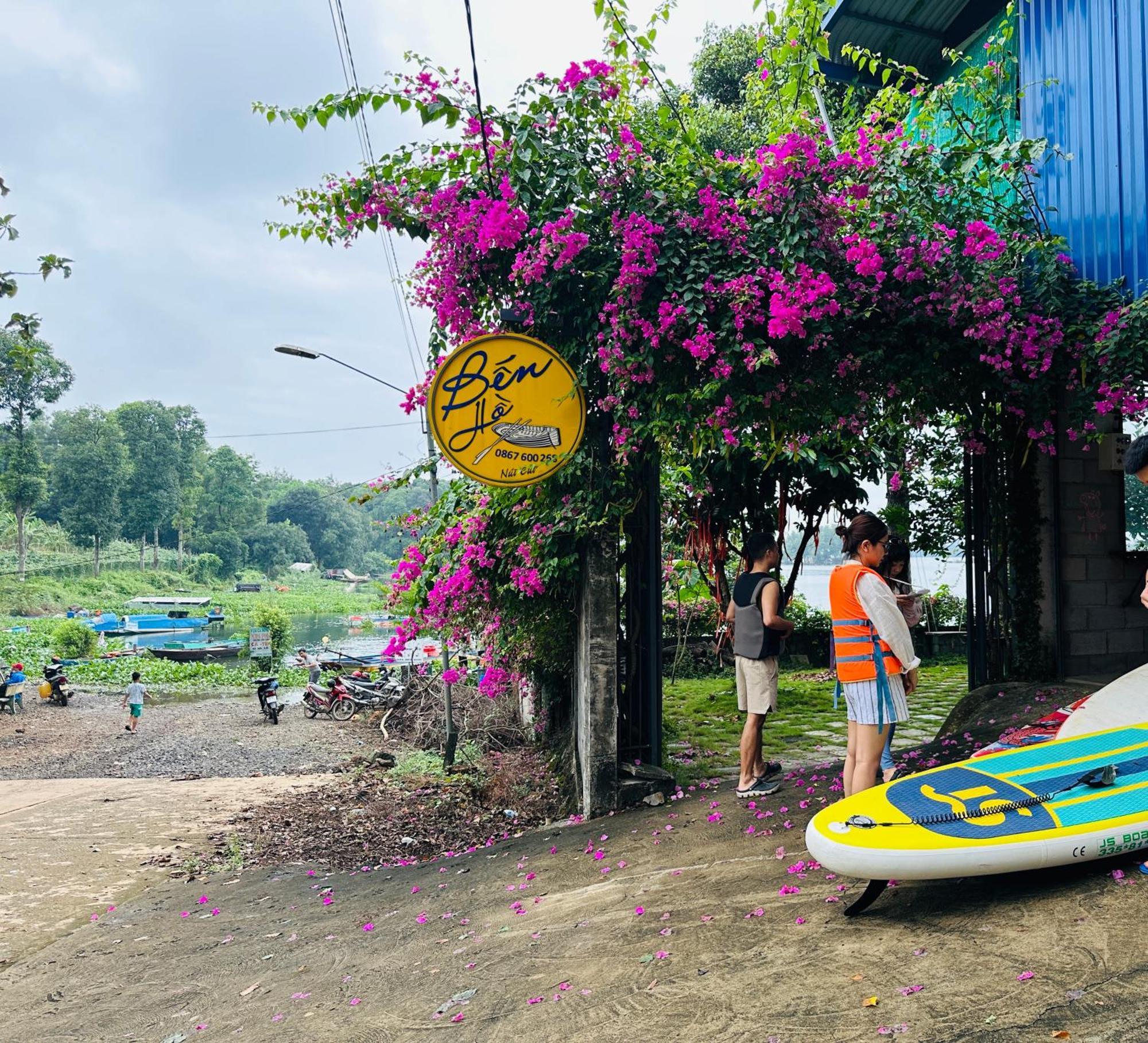 Ben Ho Homestay Xa Gia Tan Exteriör bild